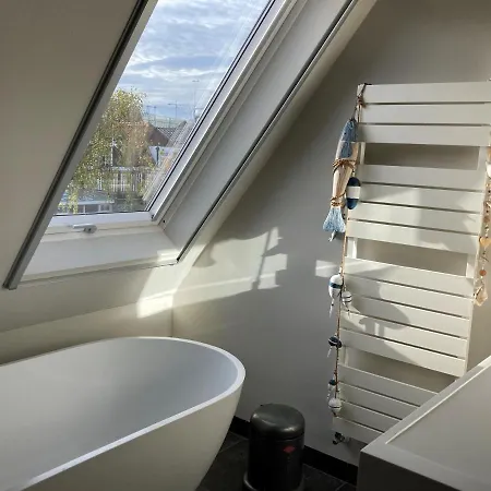 Koetshuis Aan Het Water 3 Bedroom וילה וורבורג