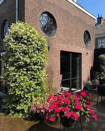 Koetshuis Aan Het Water 3 Bedroom וילה *