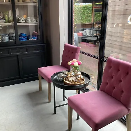 Koetshuis Aan Het Water 3 Bedroom *