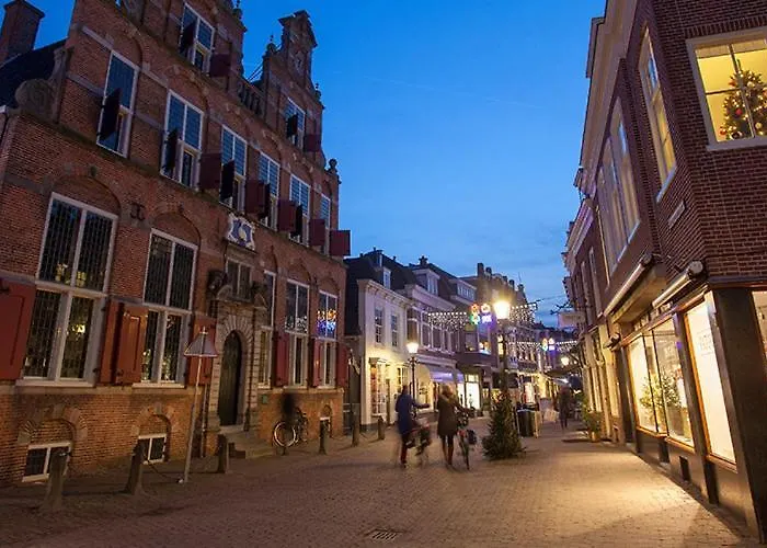 Villa Koetshuis Aan Het Water 3 Bedroom